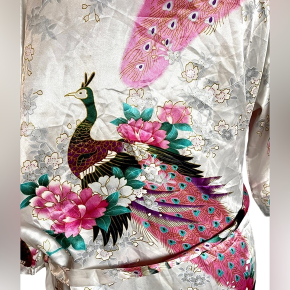 Japanese Satin Peacock Kimono Robe - Picture 6 of 6